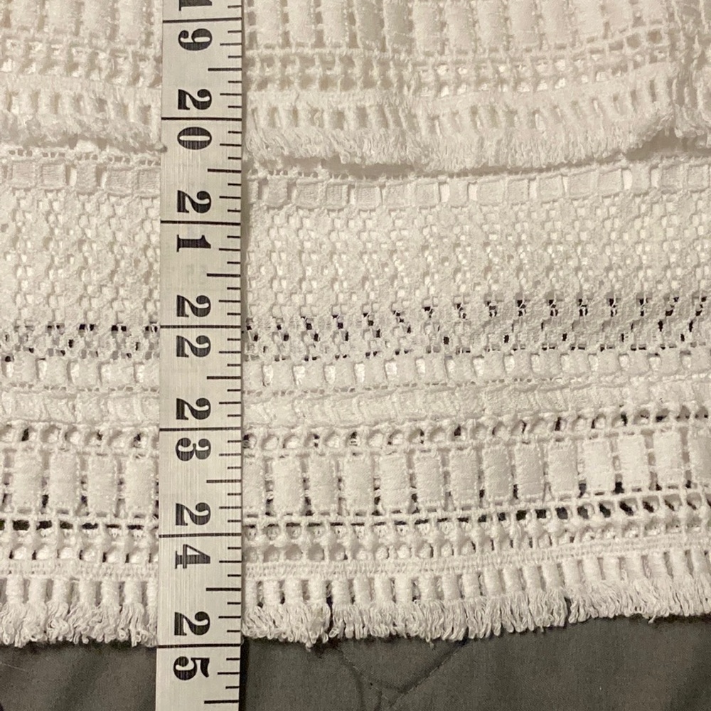 New NWT Banana Republic White Lace Women's Lined Top Blouse M - Picture 8 of 10